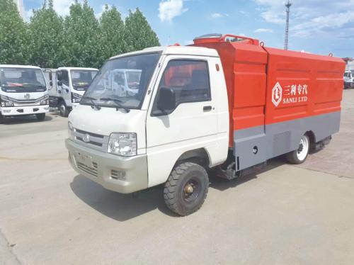 小型節(jié)能高效洗掃車